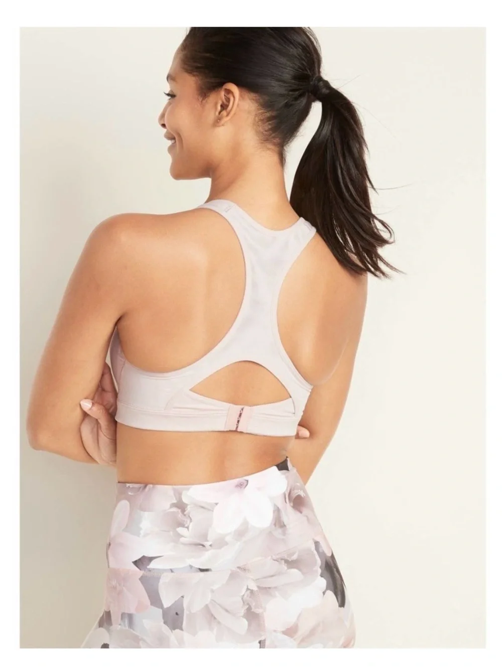 Old Navy Black Active Go Dry Molded Support Sports Bra 36C
